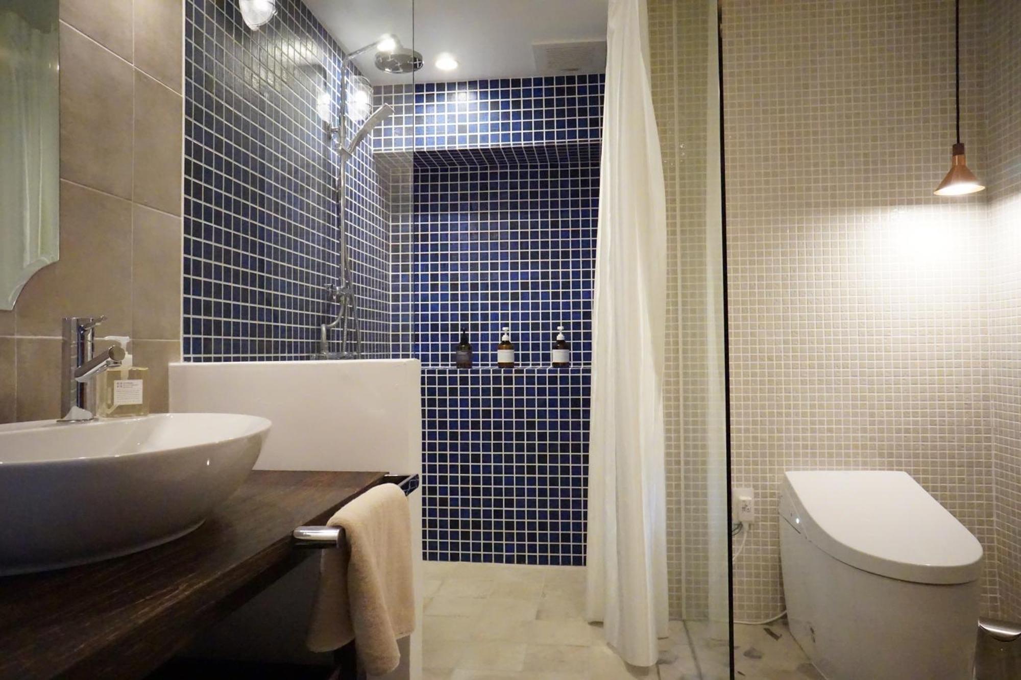 Blue Steak Wonder Nagahama Aparthotel Йомитан Стая снимка